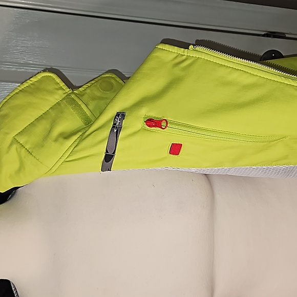 Oakley lime green yellow snowboard ski jacket magnetic button size medium - Picture 13 of 17